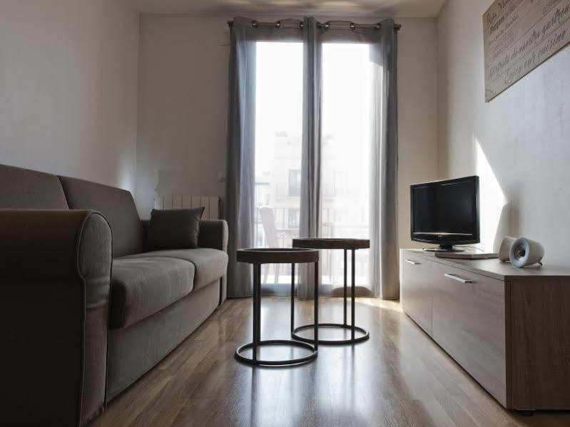 Mh Apartments Liceo Барселона Екстер'єр фото