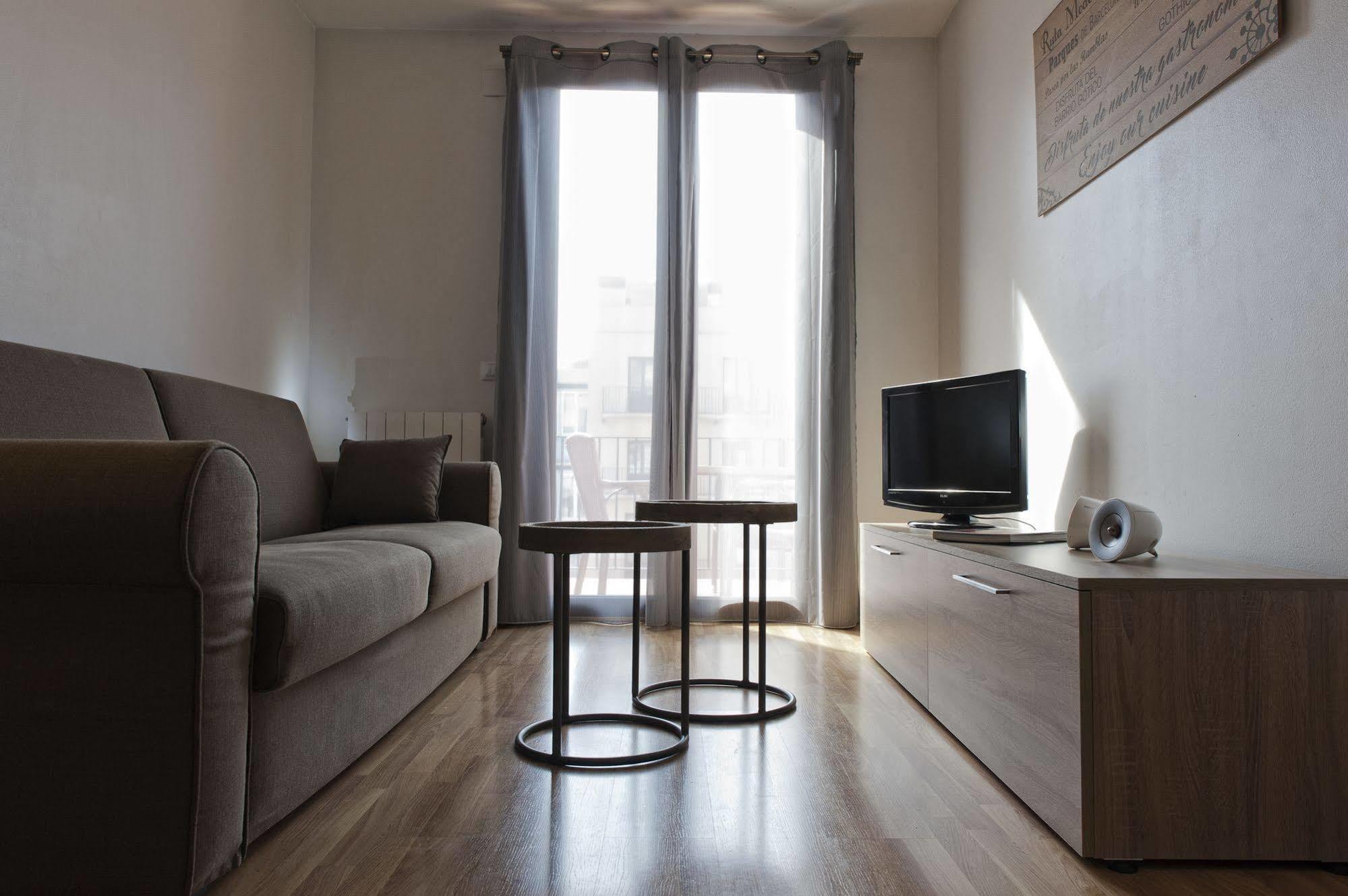 Mh Apartments Liceo Барселона Екстер'єр фото