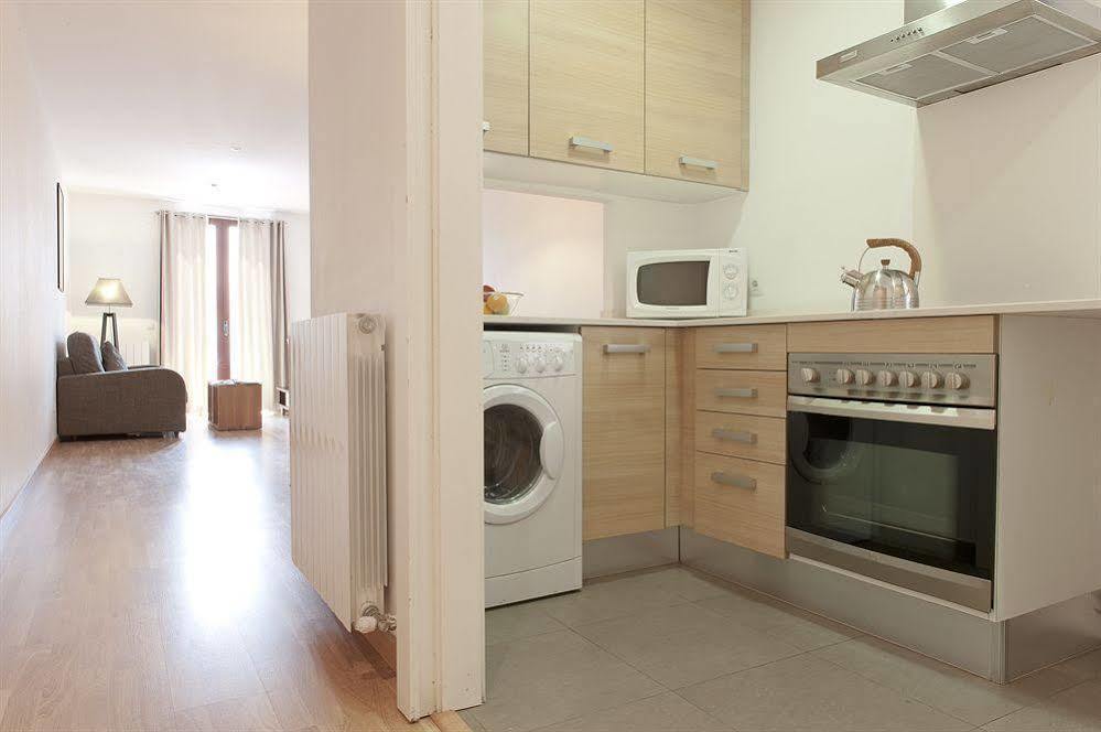 Mh Apartments Liceo Барселона Екстер'єр фото