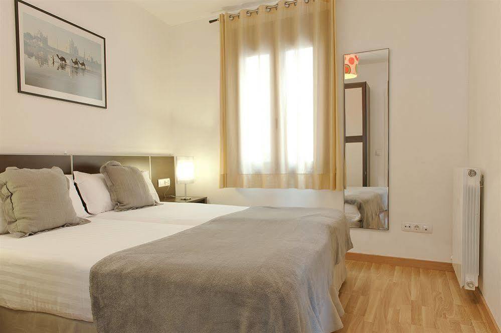 Mh Apartments Liceo Барселона Екстер'єр фото