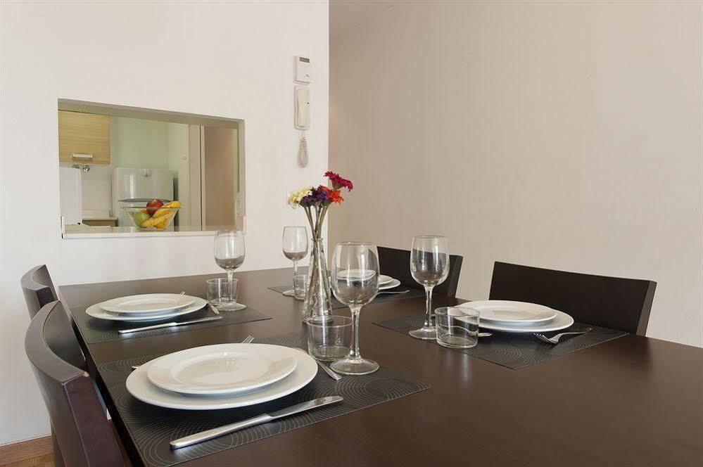 Mh Apartments Liceo Барселона Екстер'єр фото